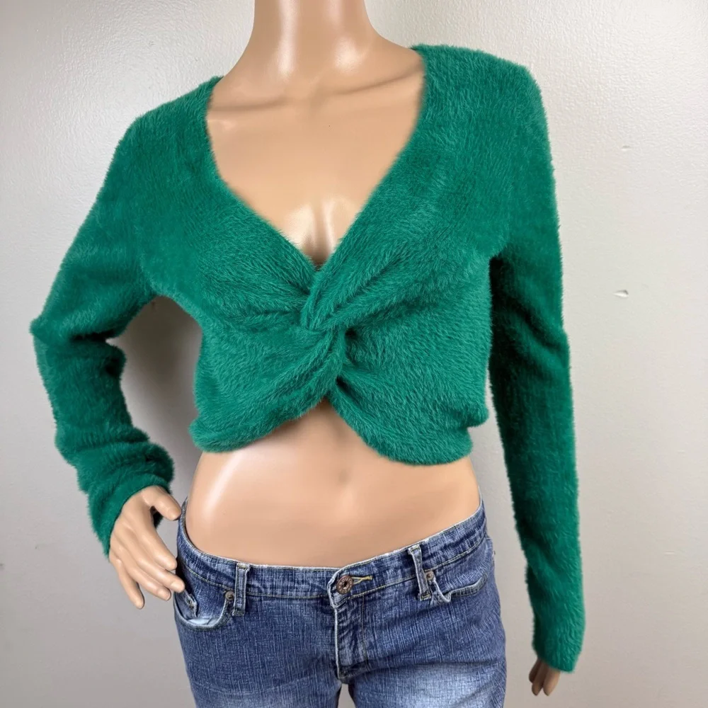 NWOT Aerie Fluffy 4-Ever Reversible Twist Green Envy Cozy Soft Crop Sweater SZ M